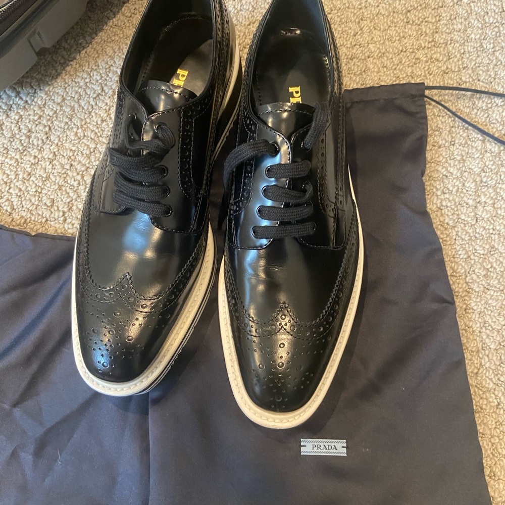 Prada sneaker